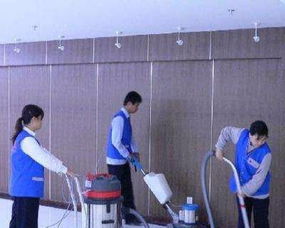 兵哥日常保洁 以军人之魂，铸就洁净之美